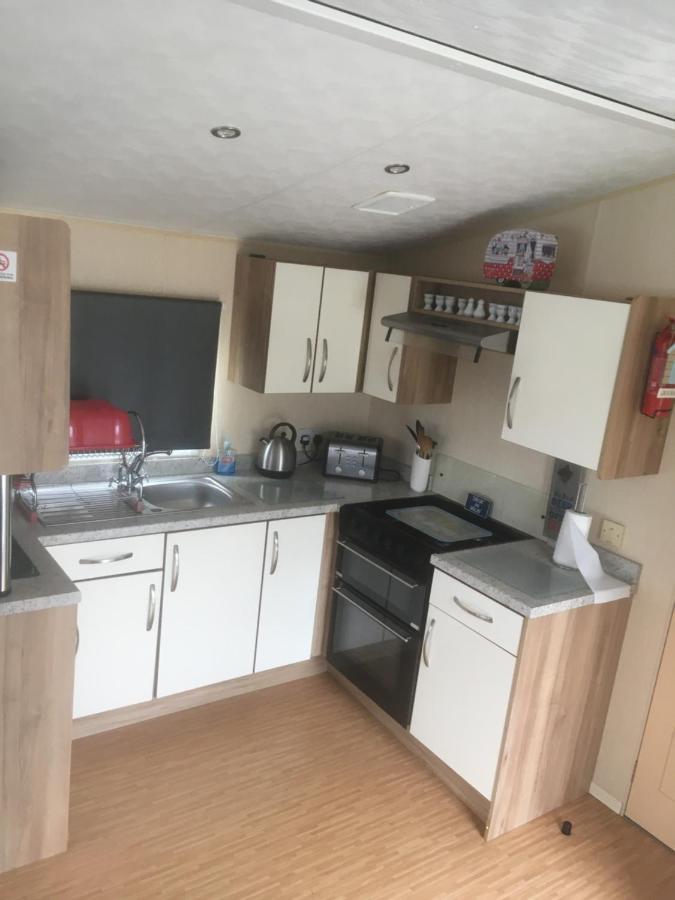 Take Me To The Beach At J&S Caravan Holidays Newquay Bay Resort Saint Columb Minor Екстер'єр фото